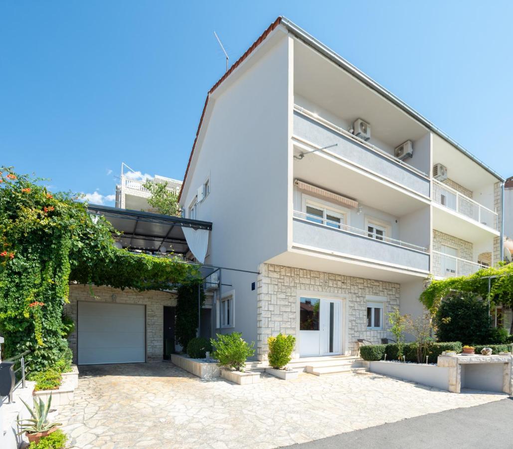 Seaside Vila Perla Podstrana Ngoại thất bức ảnh